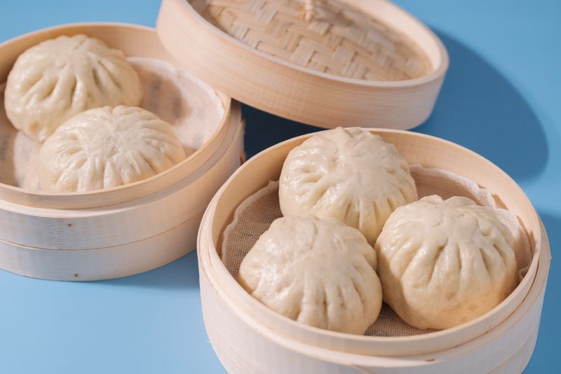 Baozi-Teig zubereiten