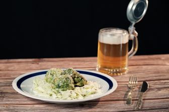 Brennnessel-Käse-Knödel