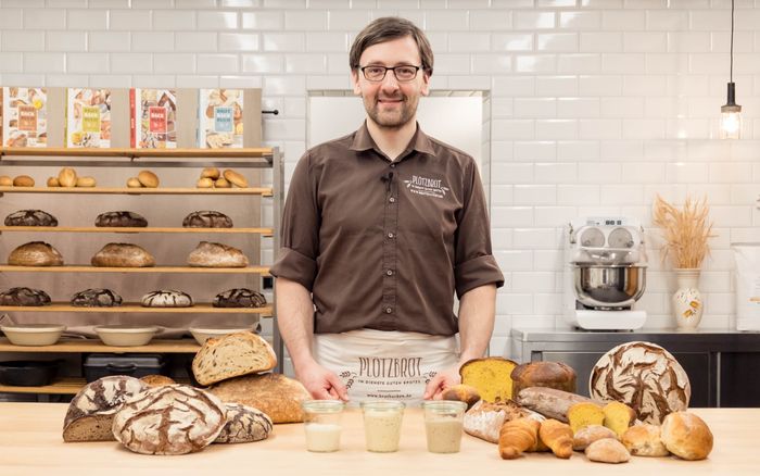 Brotbacken mit Sauerteig II mit Brotpapst Lutz Geißler