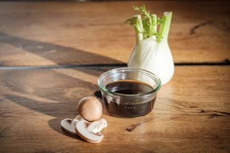 Pilzfond und Pilz-Beurre-Blanc