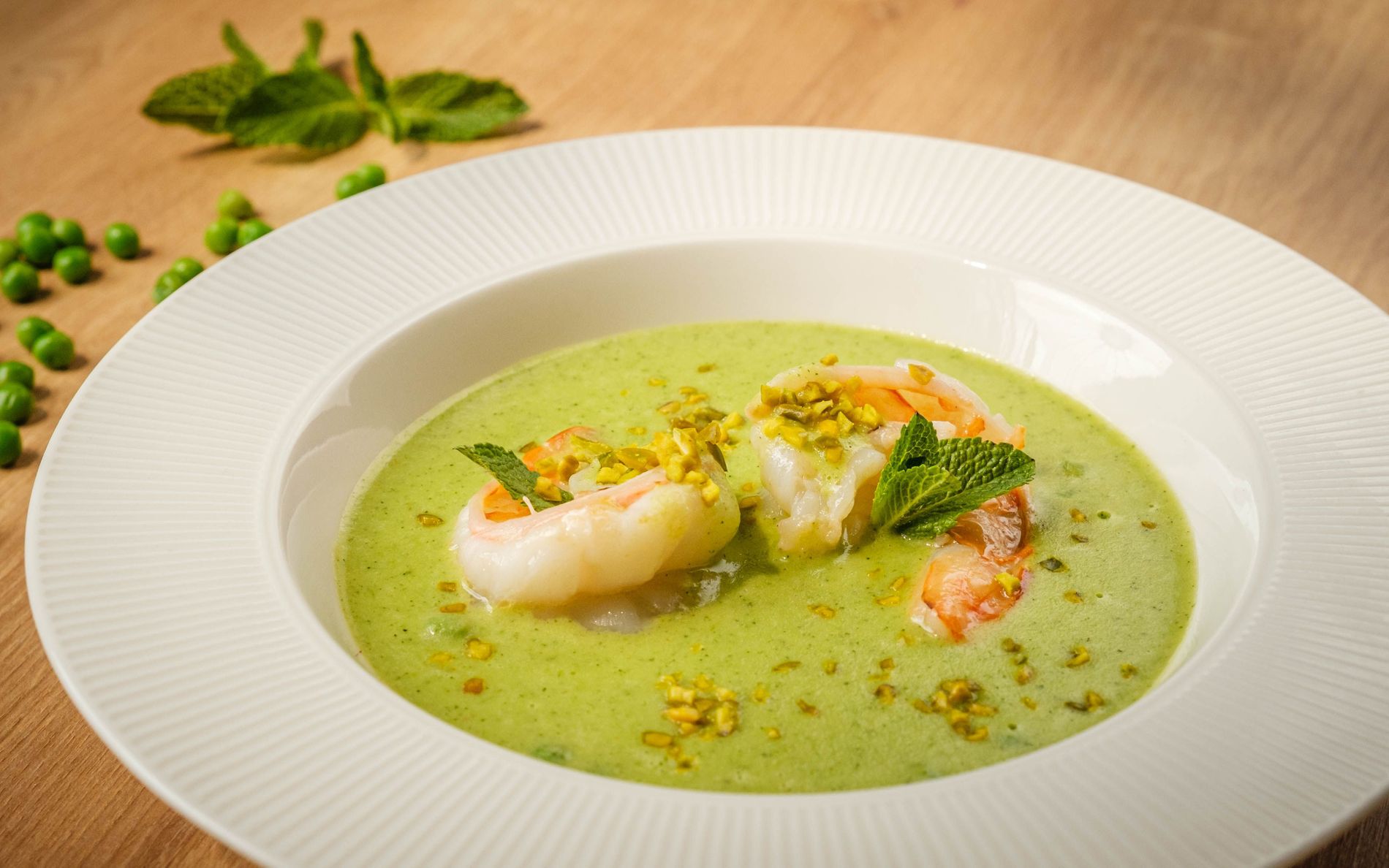 Erbsen-Minze-Suppe | Rezept von Ali Güngörmüş