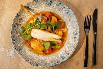 Geschmortes Zitronenhuhn