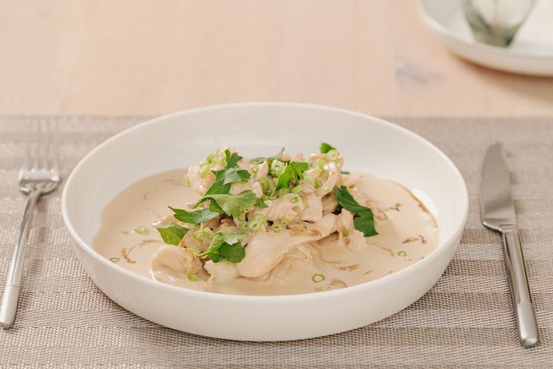 Hühner-Geschnetzeltes mit Miso und Pilzen