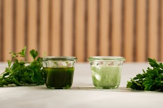 Petersilienöl und Petersiliendressing